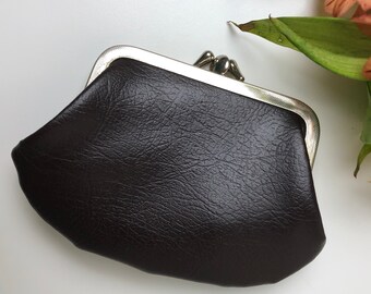 60's Vinyl Classic Brown Coin Purse Rivival