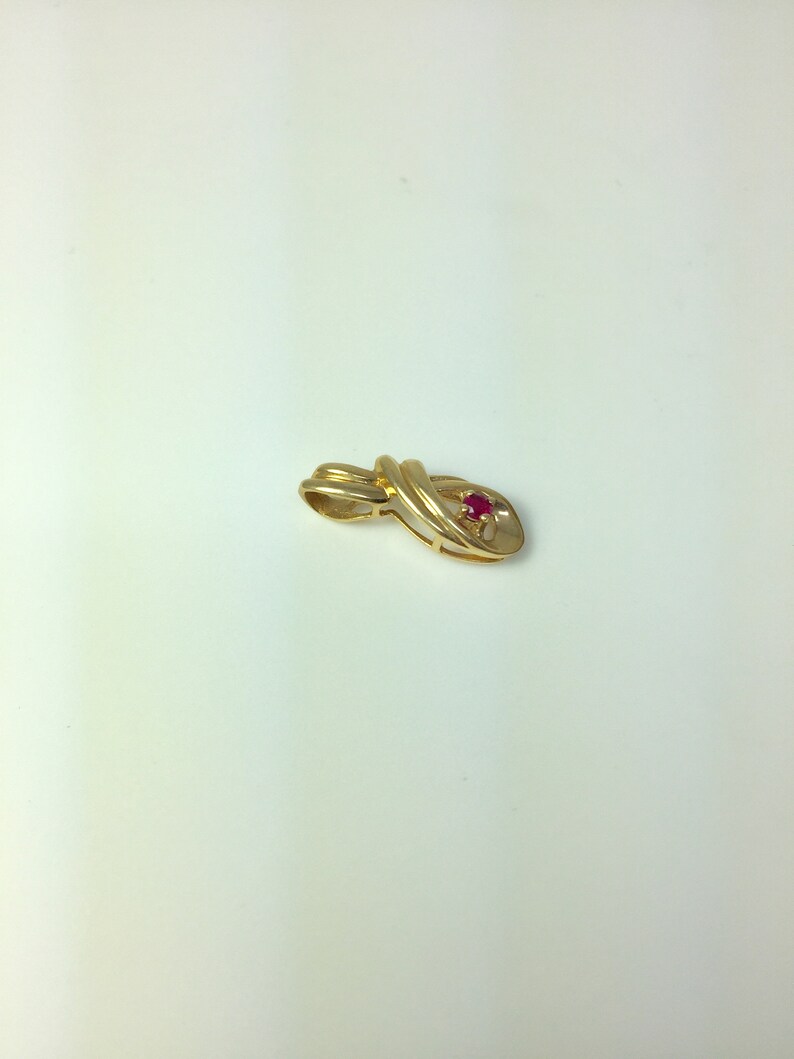 14K gold ruby pendant