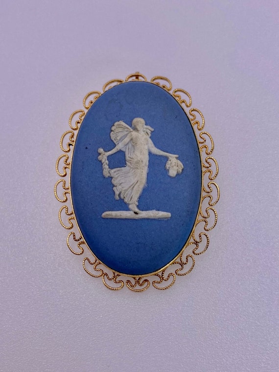 Wedgwood, Made in England, Light Blue Jasperware Cove… Gem