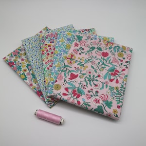 Collezione Liberty Fat Quarters XXIX. - 5 pezzi e filo coordinato