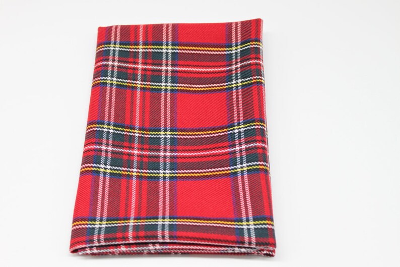 28 Tartan Fat Quarters 50 cm x 70 cm polyviscose suitable for decorations and clothing