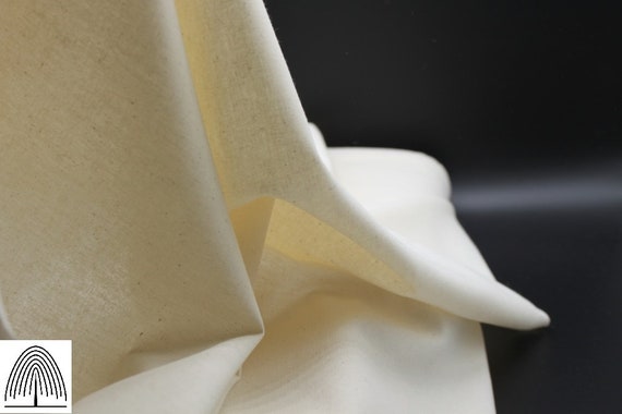 Quality Quilter's Cotton Calico Fabric - Pre-shrunk - Medium Weight, width 155 cm / 61'', weight 145 gsm