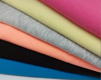 French Terry Uni, couleurs - 92 % coton, 8 % élasthanne, poids 280 g/m², largeur 175 cm. Convient pour les sweats à capuche, les hauts et les leggings.