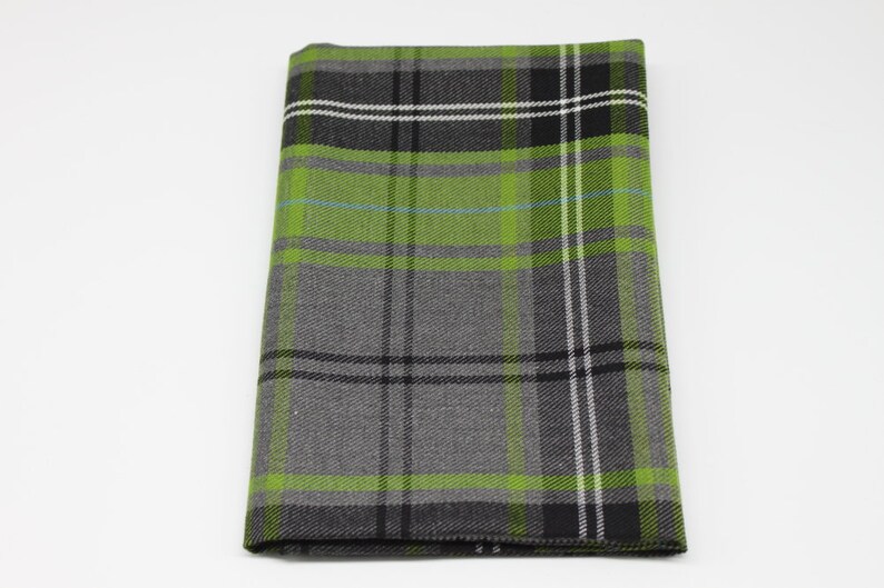 28 Tartan Fat Quarters 50 cm x 70 cm polyviscose suitable for decorations and clothing