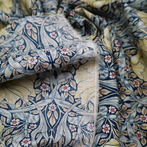 William Morris Navy Pima Lawn Lightweight Fabric 100% Cotton, Width 150 cm / 59'', Weight 110 gsm image 4