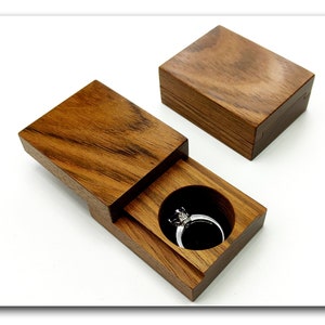 Wooden angagement ring box. Unique wood proposal ring box. Wedding ring case for gift.