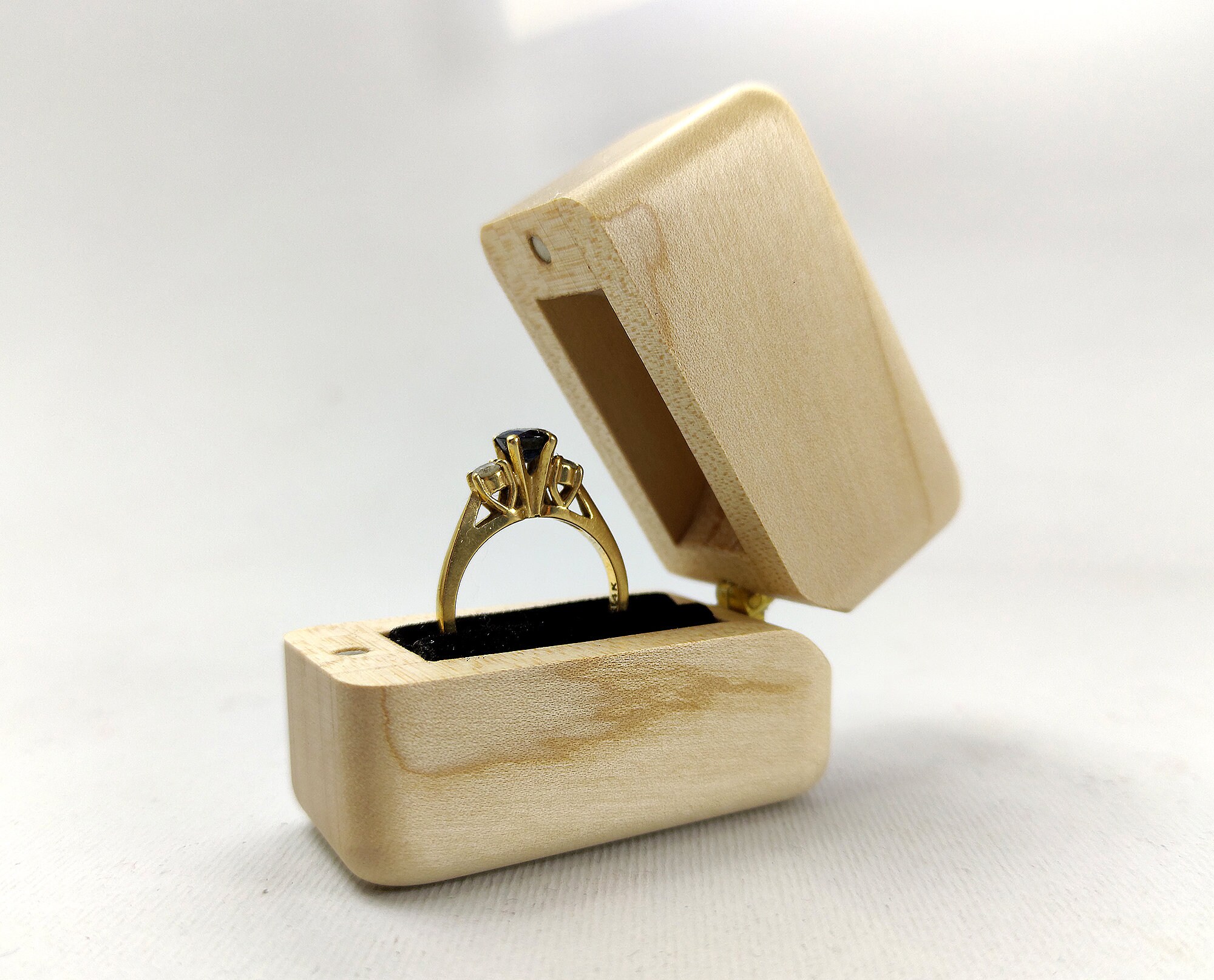 Caja delgada del anillo del compromiso de madera Caja del Etsy Caja delgada del anillo del compromiso de madera Caja del Etsy