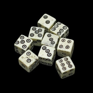 Medium Bone Dice With Dot and Rings Marks