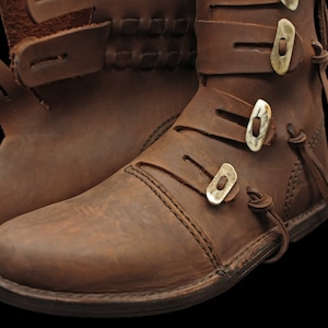 Authentic Handcrafted Medieval Leather Boots with Rounded Toe - Historical Reenactment Footwear