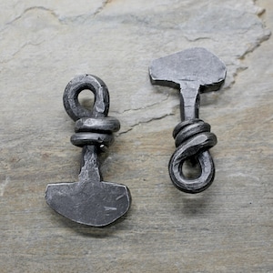 Pendentif marteau Thors en fer Viking de Birka