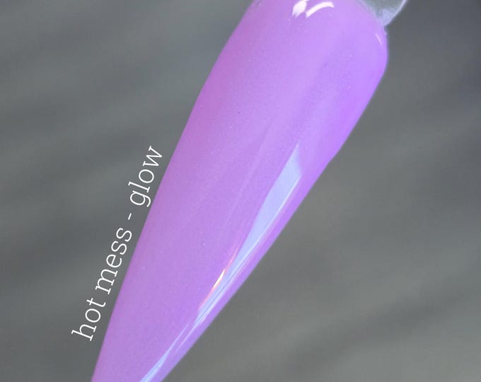 Hot Mess (glow) - EXTRAS - Feb. Glam Club - Acrylic Nail Dip Powders