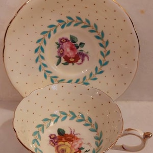 Paragon England Teacup saucer tea set Dot floral bottom