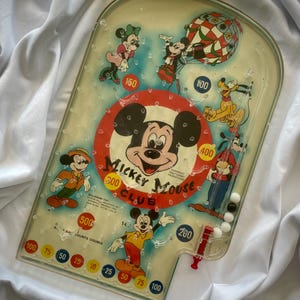 1965 Mickey Mouse - Etsy Canada