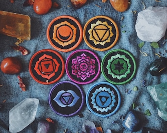 Healing Chakra Patches: Complete Set of 7 Iron-On Embroidered Patches - For Grounding, Energy, Manifestation, Power, Love, Wisdom, Truth