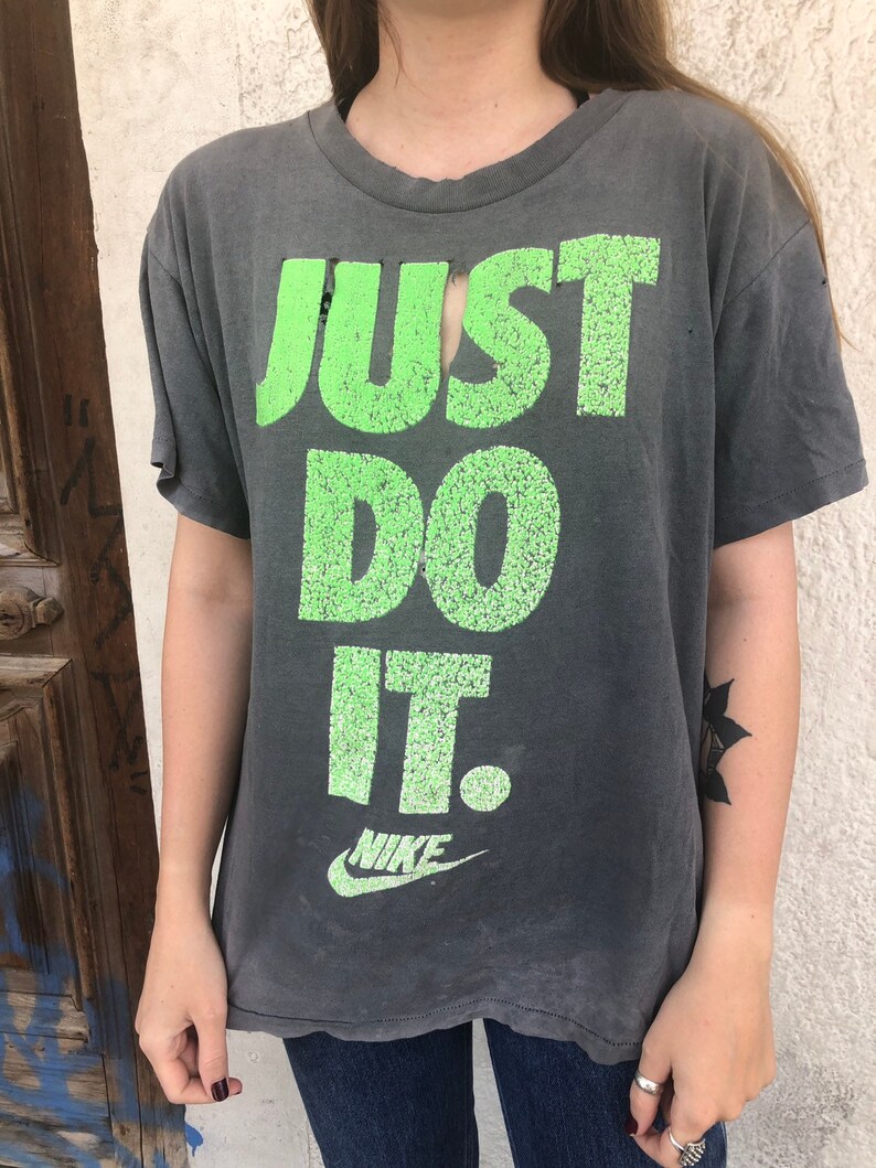 vintage nike just do it shirt