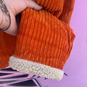 90s Orange Corduroy Sherpa Lined Jacket - Moda Int'l - Vintage Funky Sherpa Coat - Size S image 5