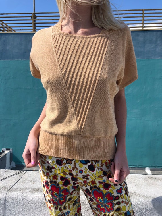 Vintage Linea Hauber Short Sleeve Ribbed Square Ne