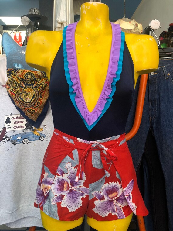 Vintage Hawaiian Floral Print Wrap Shorts