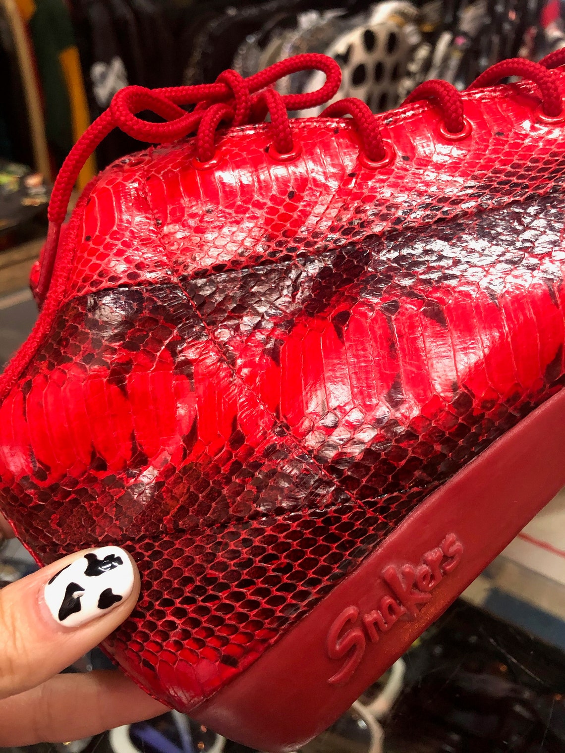 Vintage Deadstock Red Snakeskin Sneakers Athletic Shoes Size US 6 Retro 70s Snakeskin, foto 2 di 3