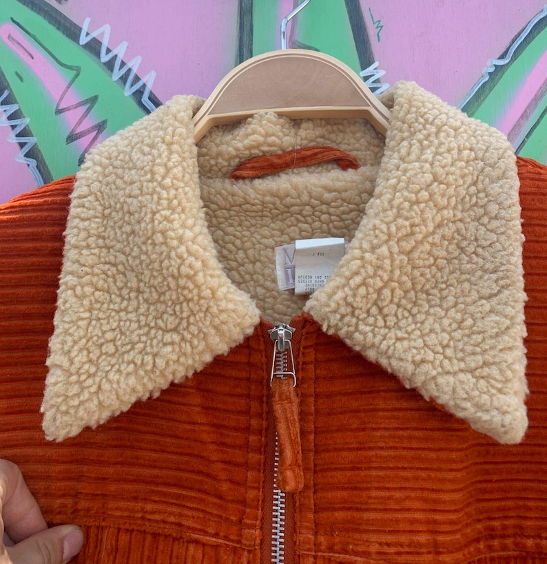 90s Orange Corduroy Sherpa Lined Jacket - Moda Int'l - Vintage Funky Sherpa Coat - Size S image 4