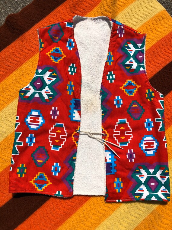 Vintage Geometric Print Two-Piece Vest and Shorts