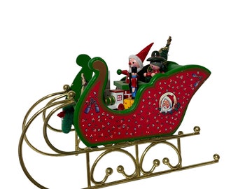 Vintage Musical Wooden Sleigh, Mechanical