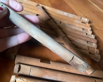 Lot of 20 Vintage Lincoln Logs