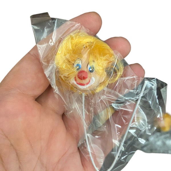 Lot de 6 petites têtes de clown