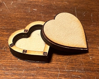 Mini Heart Box - Handcrafted - Customizable - Laser Cut