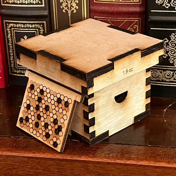 Mini Bee Hive Box /w Frames - 1.5 oz Bottle Size - Handcrafted - Woodworking - Laser Cut - Customizable