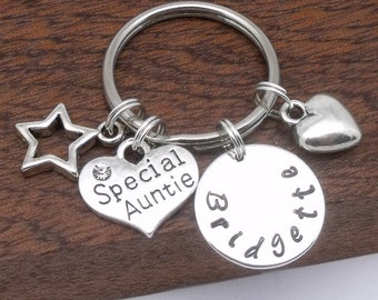 Gift for auntie, special auntie keyring, auntie keychain, personalised auntie gift, aunt keyring, name keyring, customised