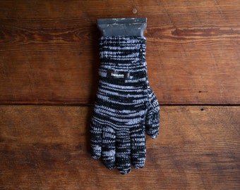 Overland Glove - Black + Charcoal