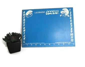 Vintage Smurfs&#39; Message Board Peyo 1981 Learning SMURF Blue Chalkboard Great Smurf Graphics in White H-G Industries, Inc Long Beach, NY