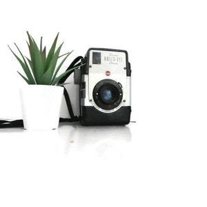 Vintage Kodak Brownie Bulls-Eye Camera | Old Black Bakelite Kodak Company Camera | Classic Box Camera w/Kodak Twindar Lens | Display Camera