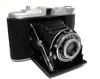Vintage 1937 AGFA Jsolette Bellows Camera with Leather Case