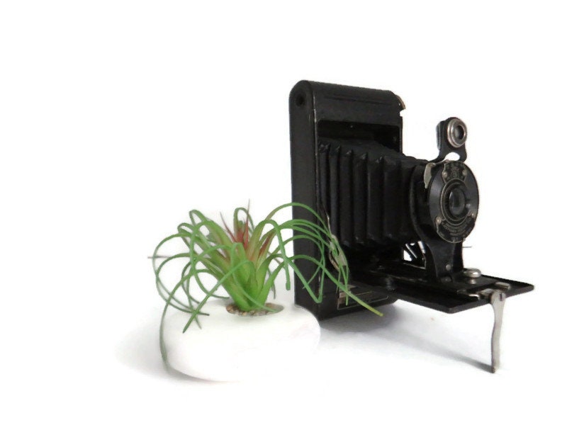 Vintage Kodak No. 2 Folding Cartridge Hawk-Eye Model B Camera Old 1920-30's Black Eastman Kodak Camera with Bellows Photo Prop Decor Camera