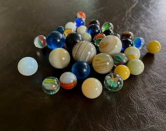 Vintage 35 Marbles  |  Estate Finds Marble Assortment |  35 Collectible Marbles |  Variety of Old Marbles Large Medium Small Sizes