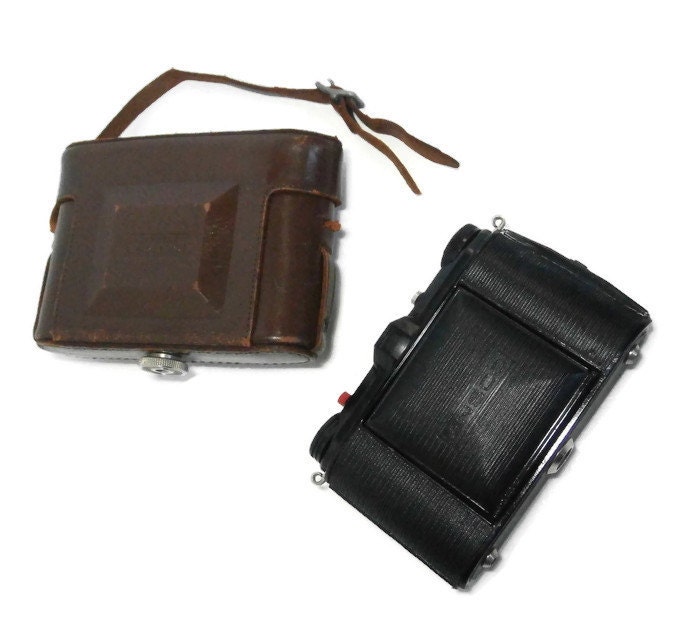 Vintage Agfa Ansco B2 Speedex Junior Folding Film Camera with case
