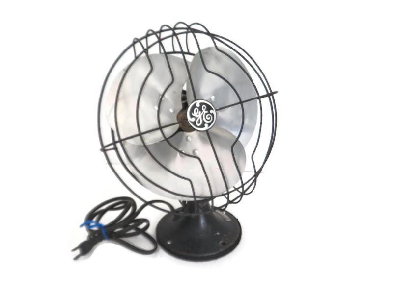 Vintage 1930's GE Black Electric Fan Cat. No. 55X165B 3 'quiet