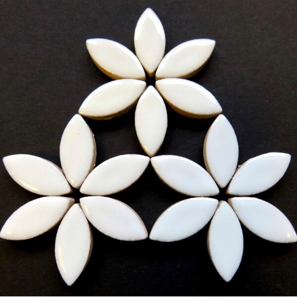 Mosaic Tiles 25mm Ceramic Petals//White (25 count)//Leaves or Petals//Mosaic Tiles//Mosaic Surplus