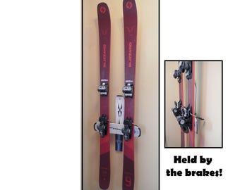 Ski Holder / Rack (by the brakes)
