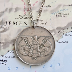 Yemen coin necklace/keychain - 2 different designs - made of genuine coins - wanderlust - globetrotter - national arms - bridge at Shaharah