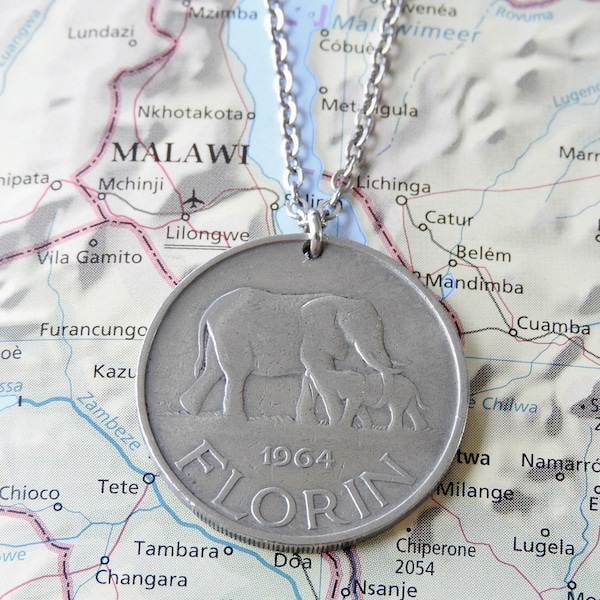 Malawi coin necklace/keychain - 8 different designs - made of genuine coins from Malawi - elephant - Africa - rooster - corn - heron