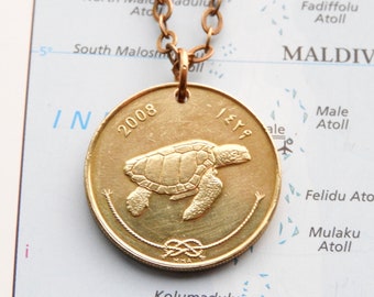 Maldives coin necklace/keychain - 5 different designs - Logger head sea turtle - Pacific Triton sea shell - palm tree - Mosque and minaret