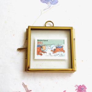 Tim und Struppi-Stempel im gold-/silberfarbenen Minirahmen | Tim und Struppi Comic-Kunst-Geschenk | Gerahmte Vintage-Briefmarke | Retro-Sammlerstück für Erwachsene | Georges Remi