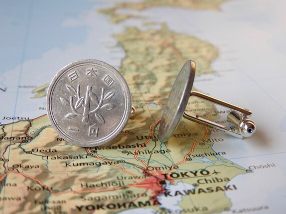 3 different designs customized cufflinks travel present Guinea coin cufflinks made of genuine coins from Guinea wedding gift