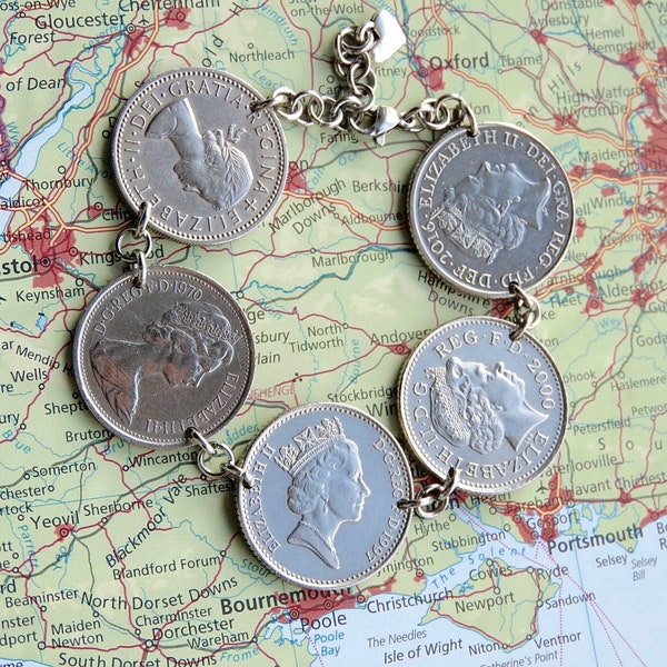 Great Britain Queen Elizabeth coin bracelet - Elizabeth coins with 5 different portraits from her 70 years during reign 1953-2022