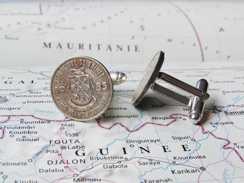 3 different designs customized cufflinks travel present Guinea coin cufflinks made of genuine coins from Guinea wedding gift