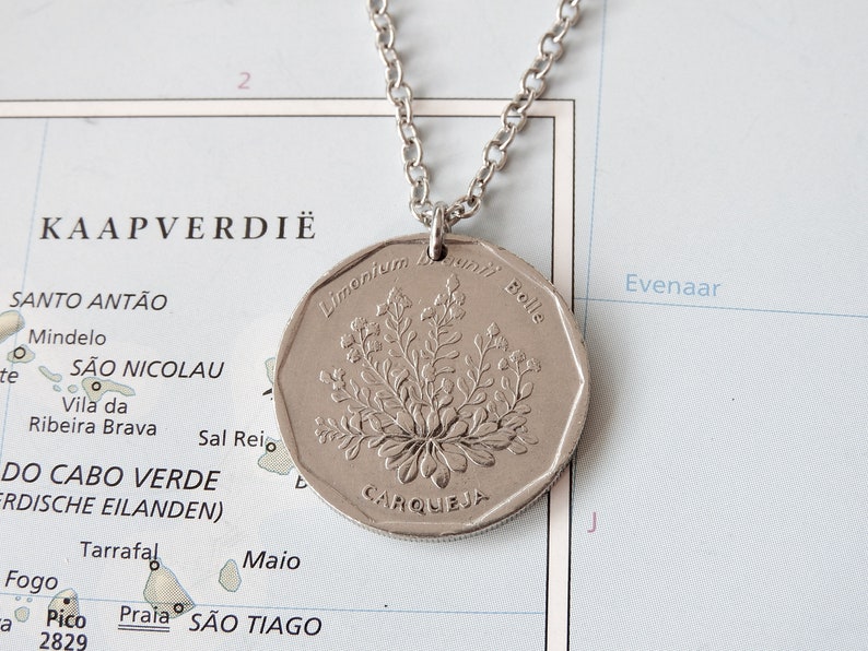 Cape Verde coin necklace/keychain 5 different designs globetrotter turtle personalized Cape Verde necklace sailboat contra Bruxas Coin necklace 4