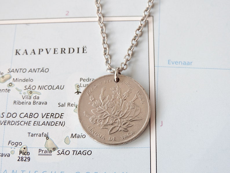 Cape Verde coin necklace/keychain 5 different designs globetrotter turtle personalized Cape Verde necklace sailboat contra Bruxas Coin necklace 3